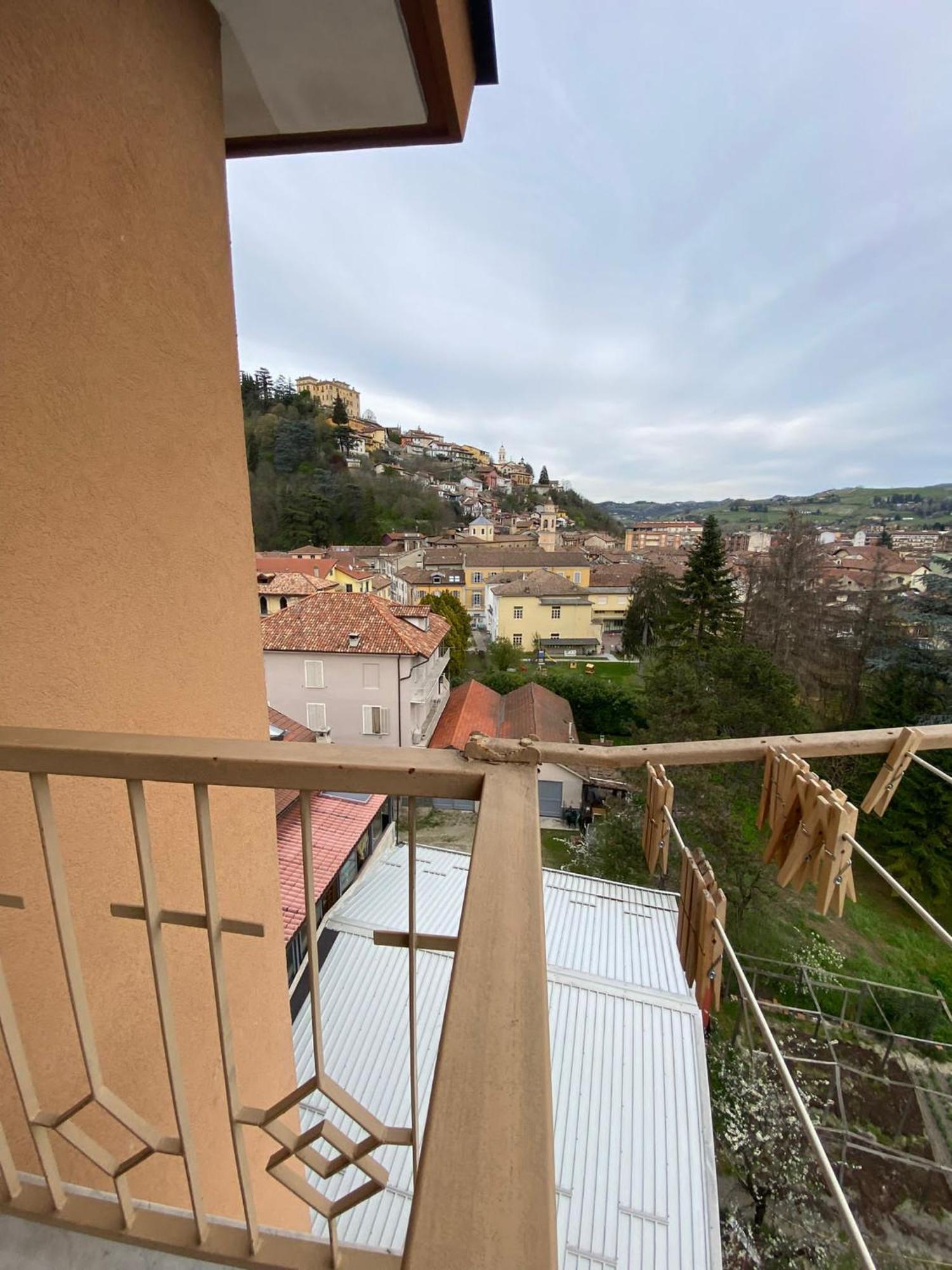 Apartmán Bella Vista Canelli Exteriér fotografie